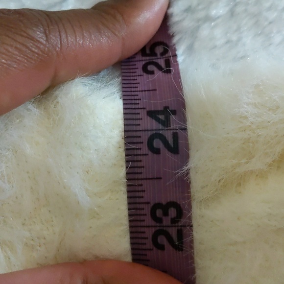 Joe Fresh Jillian| NWT Off-White Eyelash Knit Scoop Neck Sweater Nylon - Picture 5 of 13